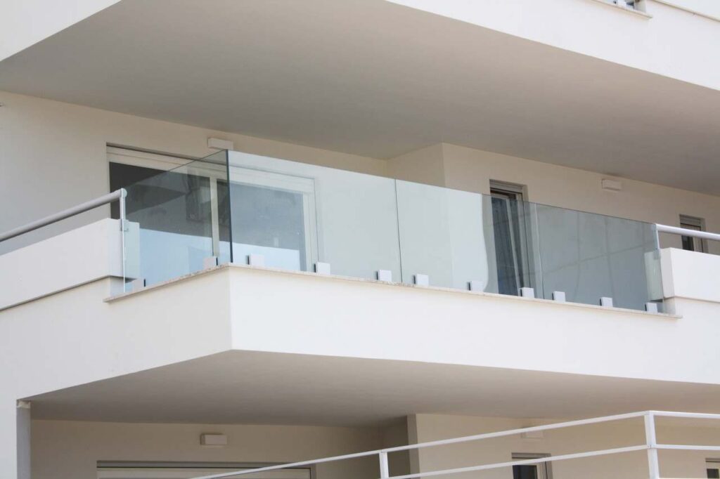 RESOLGLASS PUNTA SU VETRO E ACCIAIO: RICERCA, BREVETTI E SOSTENIBILITÀ AL CENTRO DELLA STRATEGIA