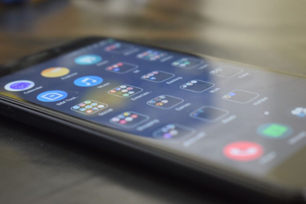 Tariffe cellulari: come scegliere l’offerta giusta tra giga, 5G e copertura reale